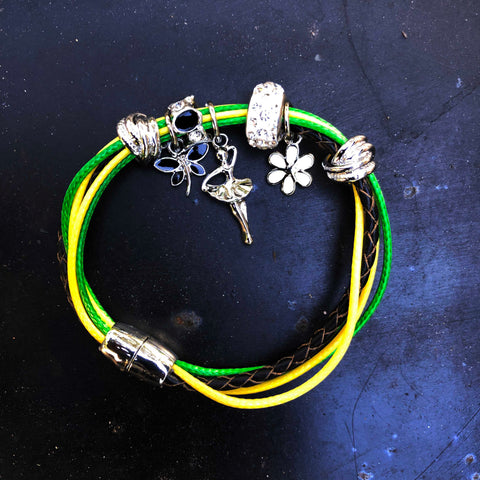 Jamaica Bahamas Rasta Dangle Charm Braided Bracelet Magnet Closure 1 SZ FIT